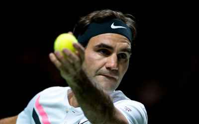 Roger Federer downs Robin Haase to reclaim world No. 1 spot