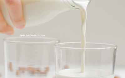 Almond Milk - Simple Vegan Blog