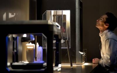 MakerBot will start outsourcing its 3D printers