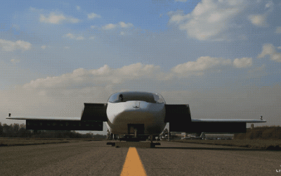 Watch Lilium’s successful test flight of the world’s first electric VTOL jet
