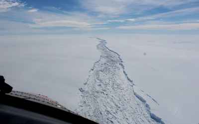 Massive iceberg breaks off in Antarctica