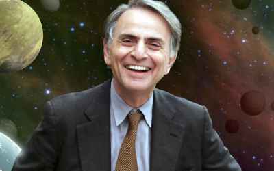 Internet Is Freaking Out Over This Spooky Prediction by Carl Sagan About the Future